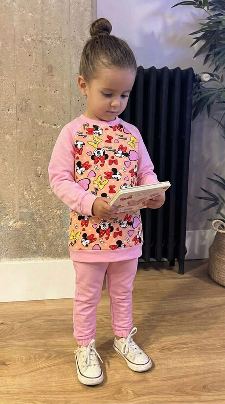 Apģērbu komplekts, Minnija